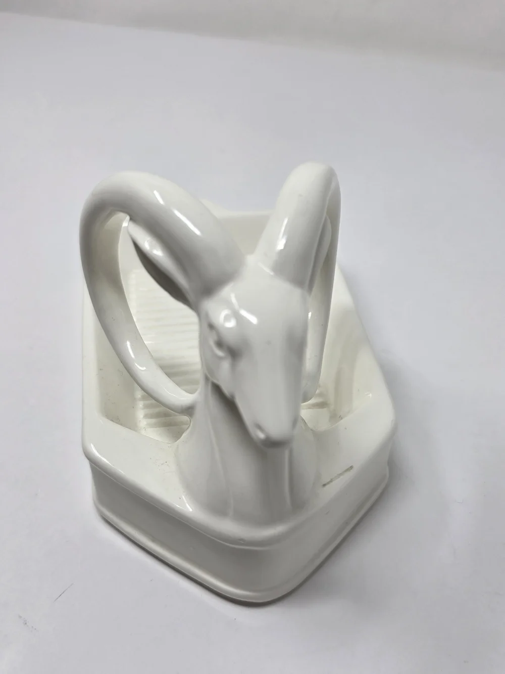 Vintage White Ceramic long horn sheep large soap dish / trinket tray 7